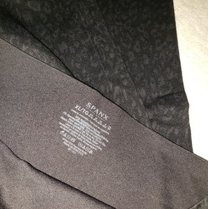 Spanx leopard legging